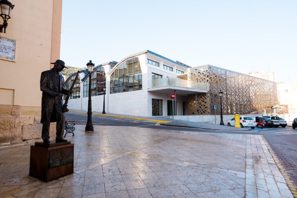 REMODELACIÓN DEL MERCADO CENTRAL DE YECLA